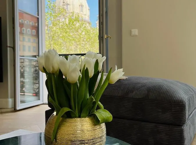 Luxury Home / 3-Raum-Suite An Der Frauenkirche / 2