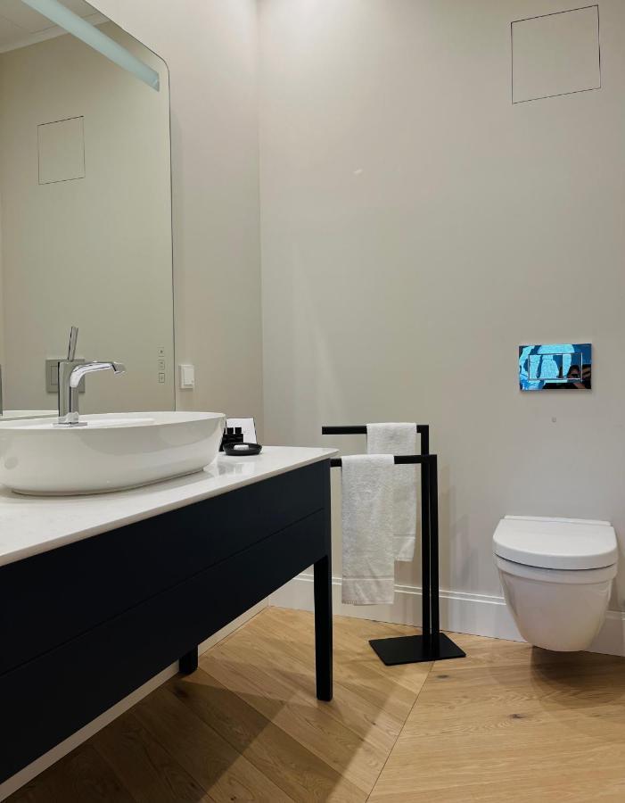 Luxury / 3-raum-suite An Der Frauenkirche / 2 Dresden