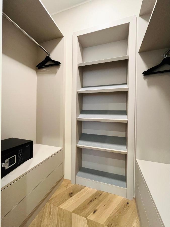Luxury / 3-raum-suite An Der Frauenkirche / 2 Apartment