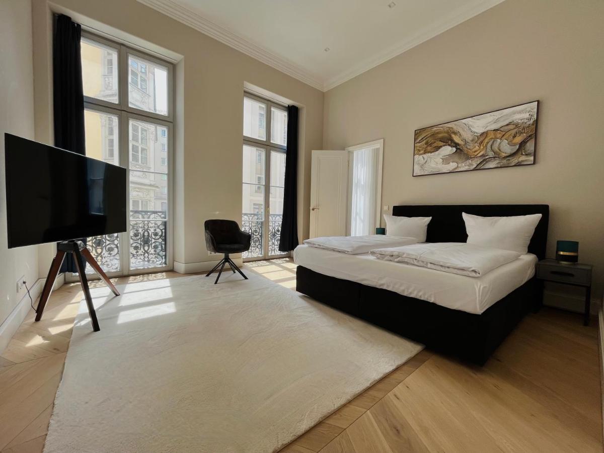 Luxury / 3-raum-suite An Der Frauenkirche / 2 *